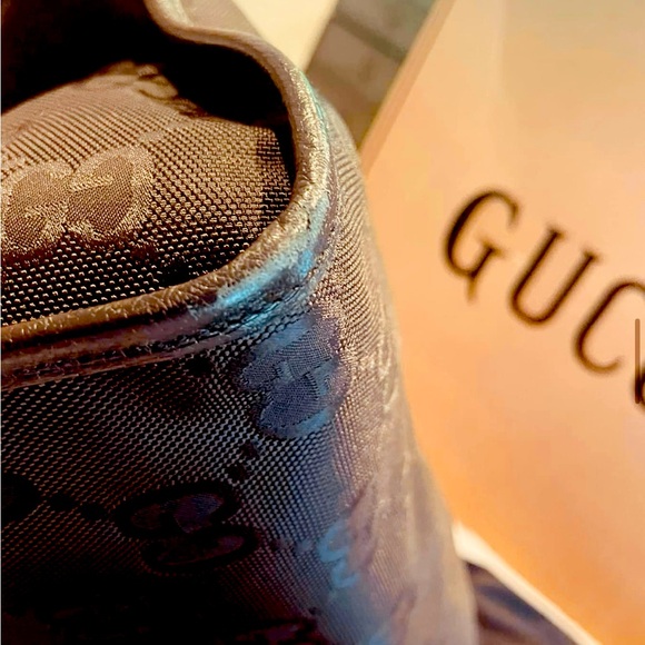 Authentic Gucci off the Grid Black Tote - Picture 7 of 14